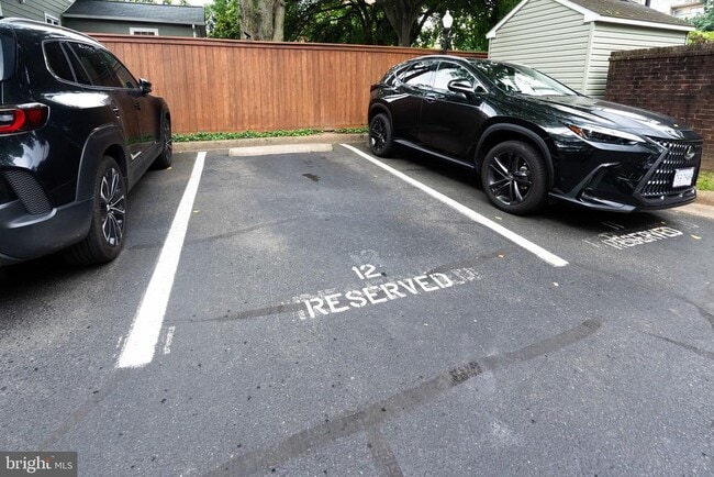 Building Photo - 1956 N Cleveland St