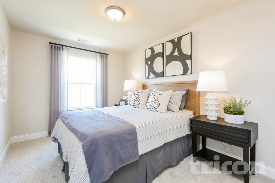 Building Photo - 20 Beautyberry St