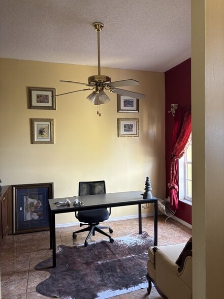 Building Photo - 5475 NW North Crisona Cir