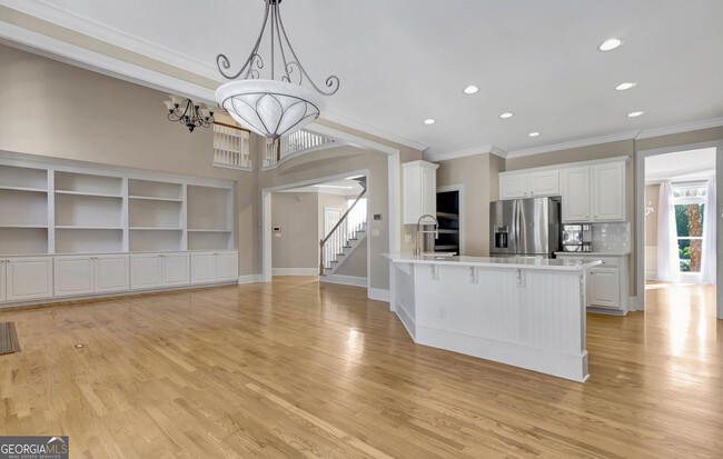 Building Photo - 795 Birkdale Dr