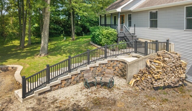 Building Photo - 5635 Van Fossen Rd