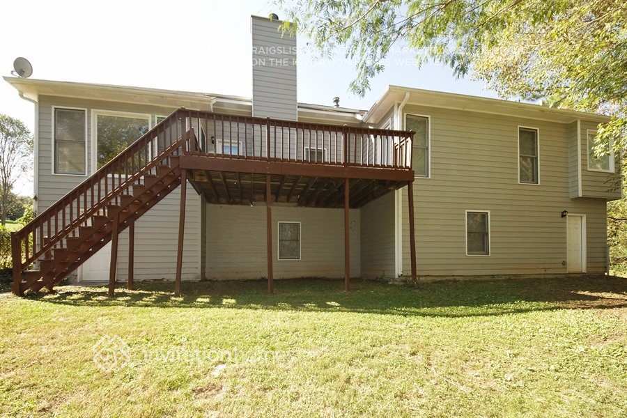 Building Photo - 1120 Jennings Dr