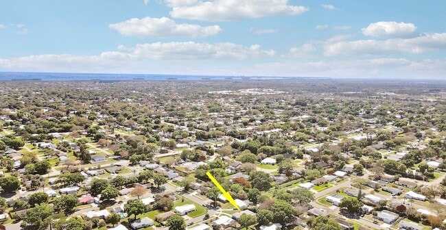 Building Photo - 2145 5th St