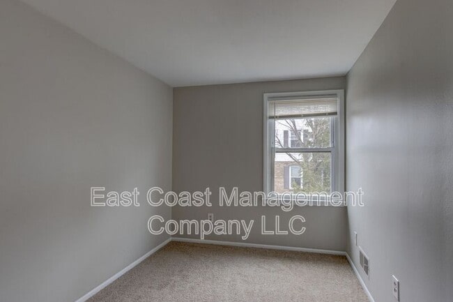 Building Photo - 8529 Ramort Dr