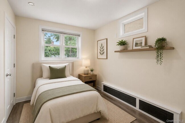 Building Photo - 52 Claremont Pl