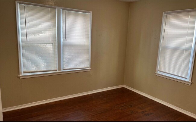 Building Photo - 3 bedroom 1 bath - Midwest City