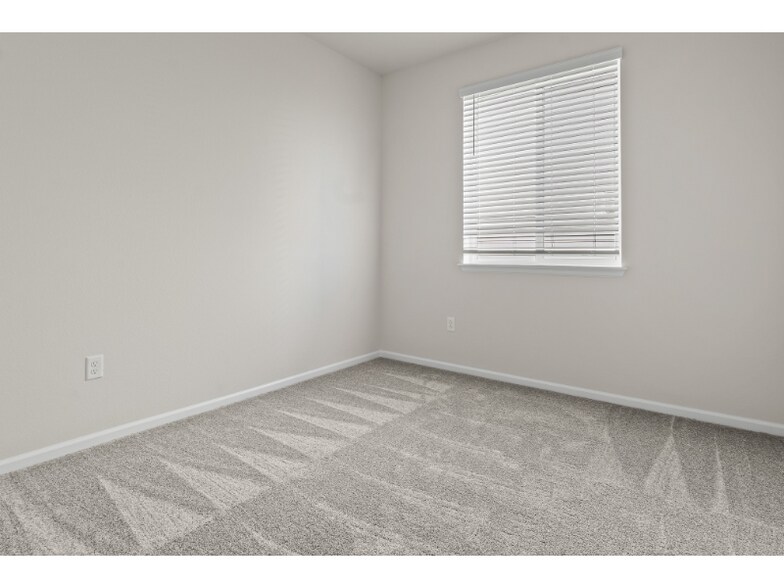 Building Photo - 983 Rustling St