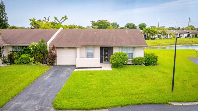 Building Photo - 5241 Breadfruit Cir