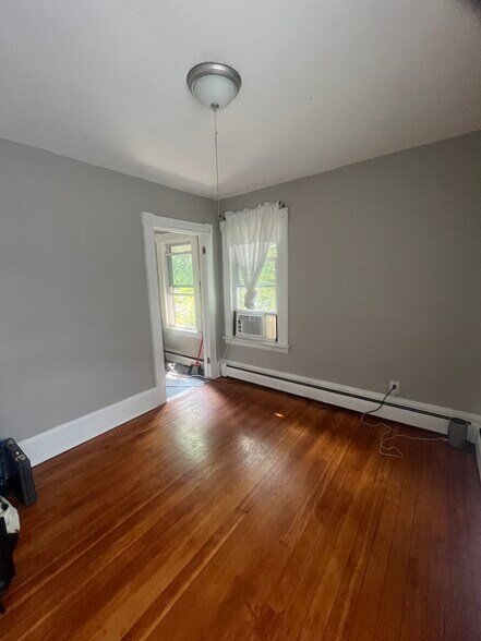 Building Photo - 18 Woodruff Ct
