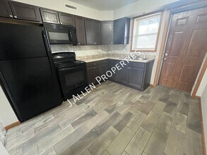Building Photo - 100 Gold Strike Dr