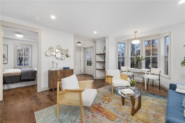 Building Photo - 214 Camp St