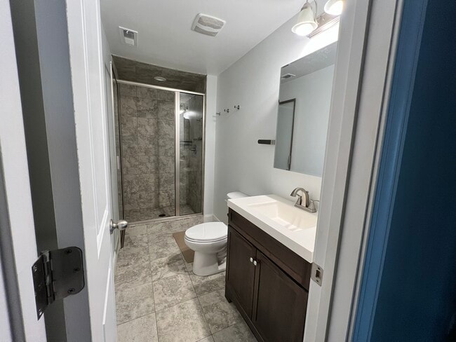 Building Photo - 7324 Shellburne Dr