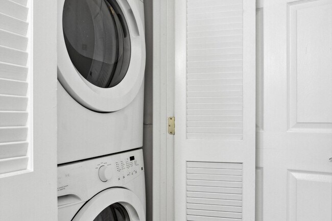 Building Photo - 1935 N 18th St