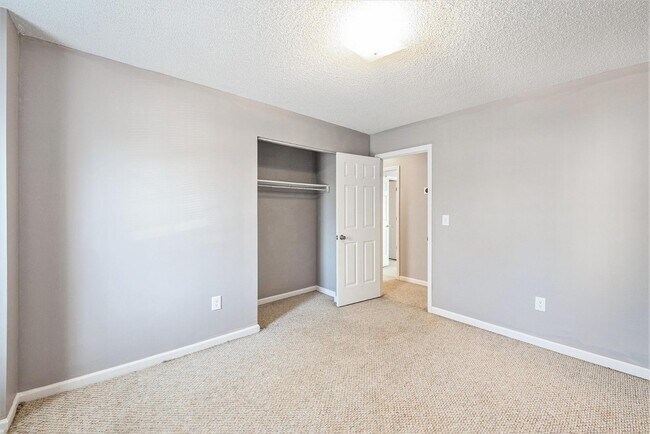 Building Photo - 8584 Cislo Ct