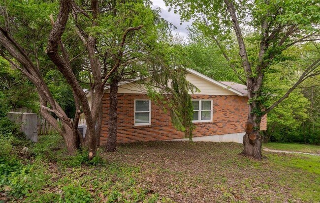 Building Photo - Ranch 3BR-2BA Single-Family House - Washington MO 63090