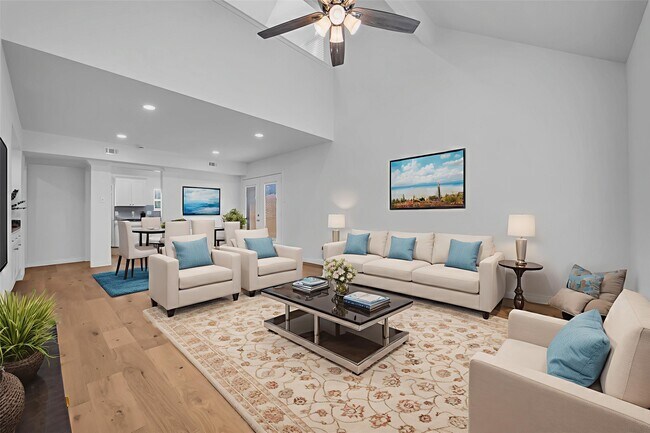 Building Photo - 23922 Creek Ridge Dr