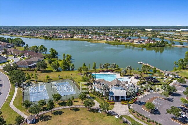 Building Photo - 6728 Great Bear Dr