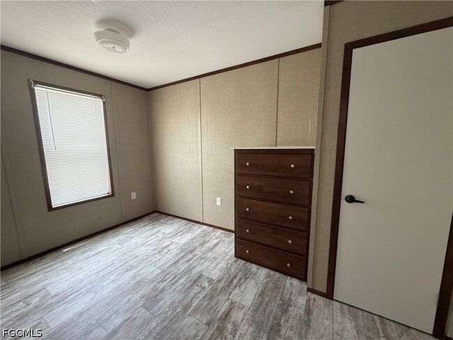 Building Photo - 12120 Cactus Dr