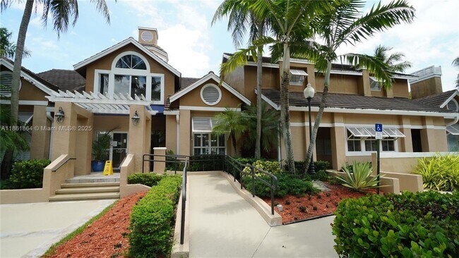 Building Photo - 15570 SW 105th Ln