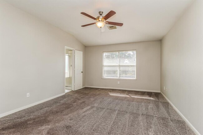 Building Photo - 21502 Falvel Misty Dr