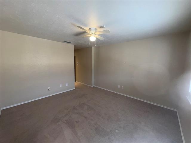Building Photo - 2622 Custer Pkwy