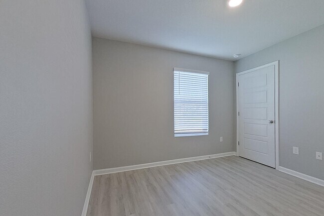Building Photo - 4780 Malay Cir