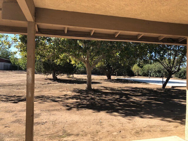 Building Photo - 3-Bedroom Hesperia Home 50% Off 1st Months...