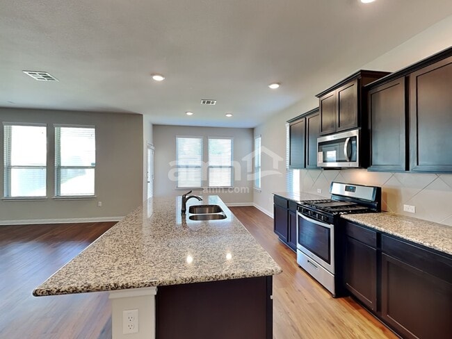 Building Photo - 8100 McKamy Dr