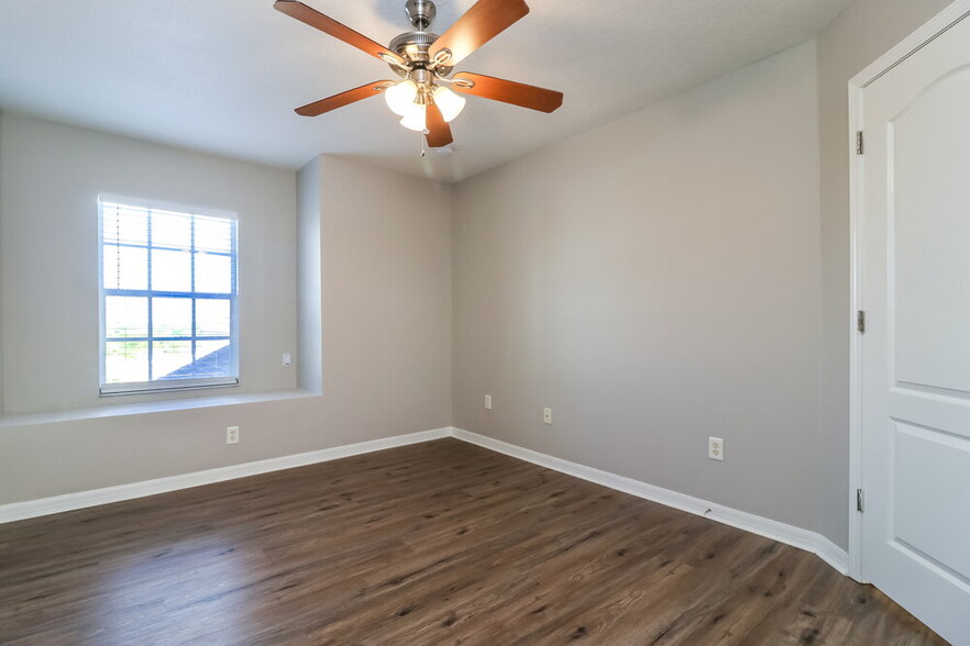Building Photo - 7621 Jeno St