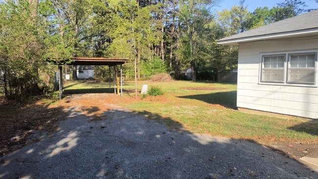 Building Photo - 9300 Dollarway Rd