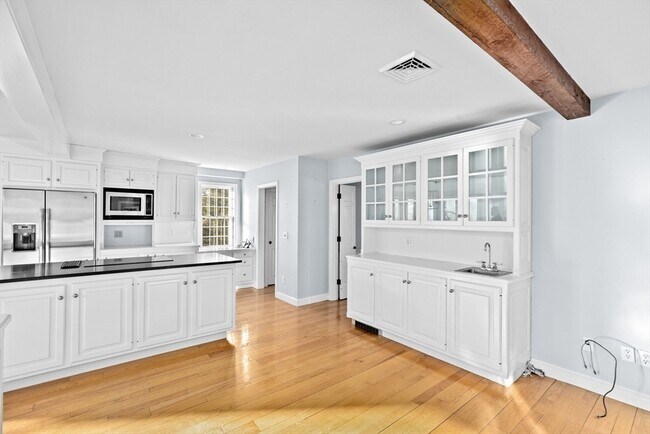 Building Photo - 17 Haystack Ln