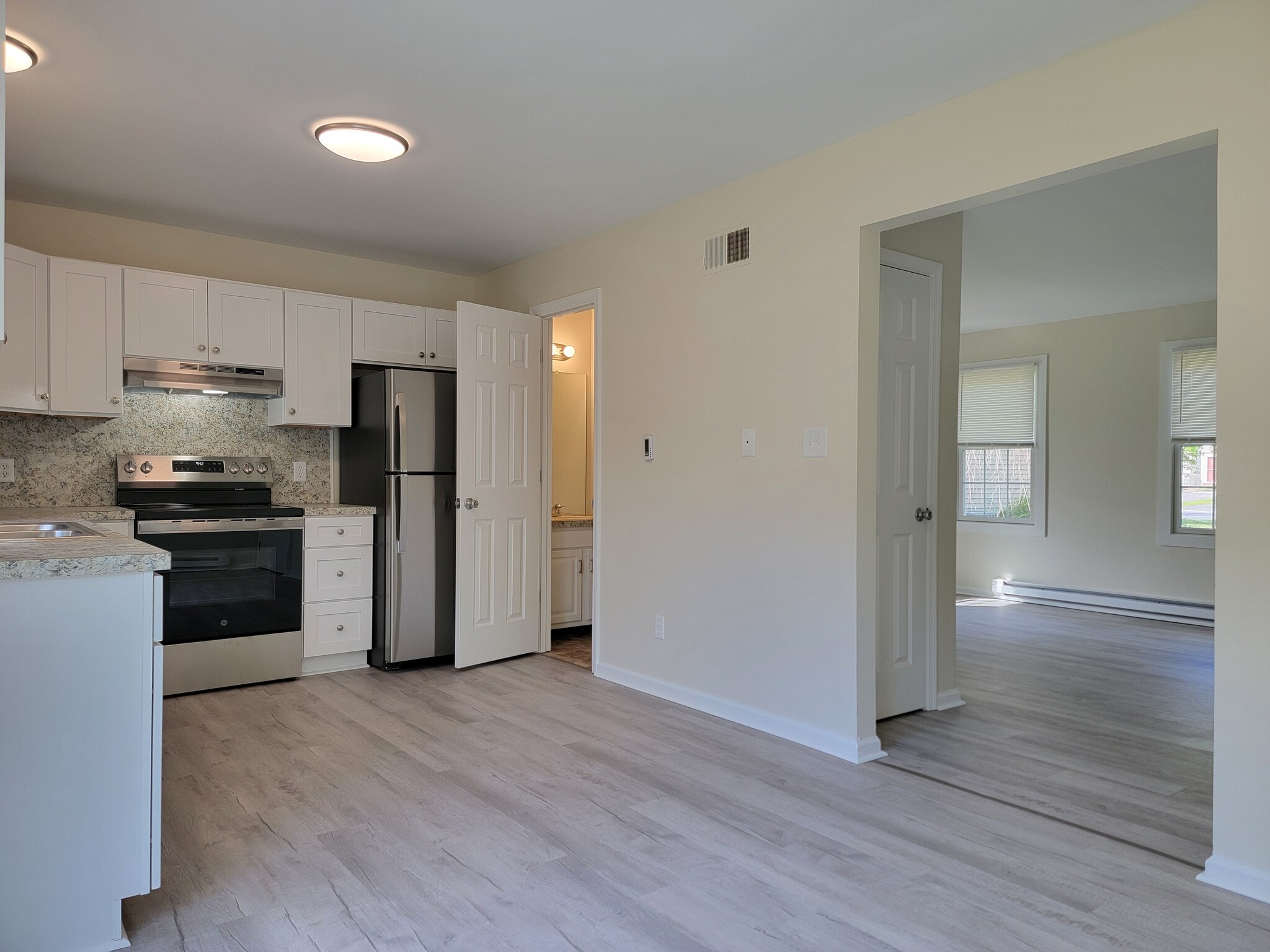 Building Photo - 32 Cranfield Ct