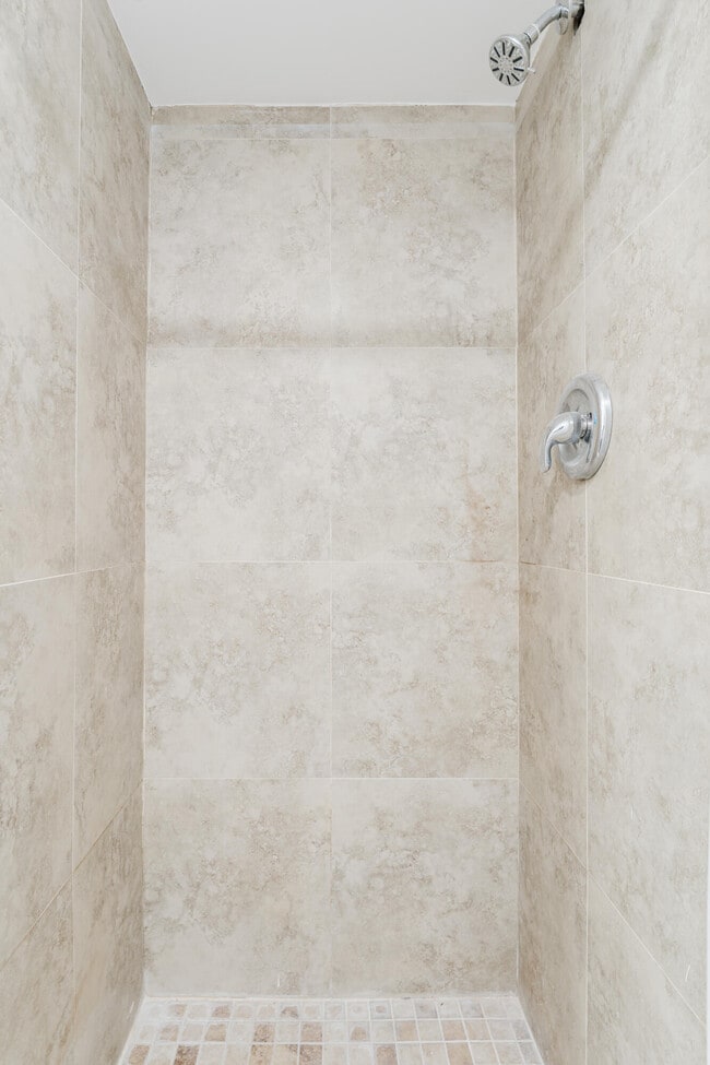 Building Photo - 233 Brittany F