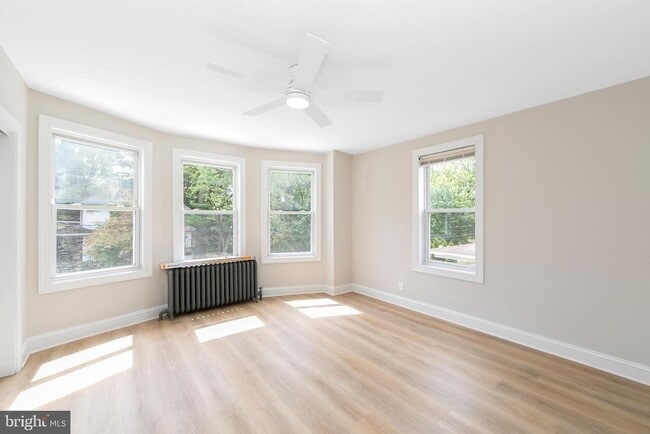 Building Photo - 1003 Magill Ave
