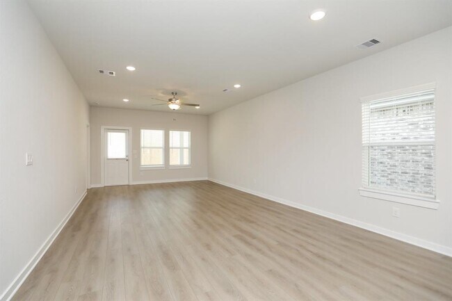 Building Photo - 8462 Sweet Cherry Ln