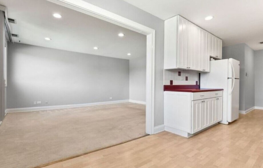 Living Room from Kitchen - 2600 Brookwood Way Dr