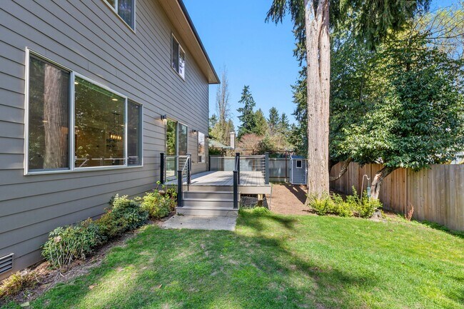 Building Photo - 4bd/2.75ba Seattle Home