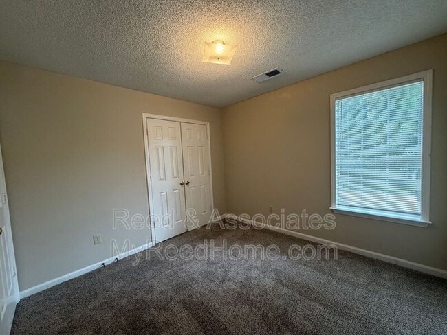 Building Photo - 5632 Pecan Trce