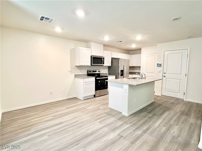 Building Photo - 5003 Chapin Mesa Ave