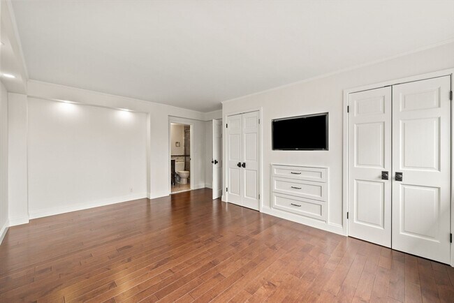 Building Photo - 19 Chauncy St