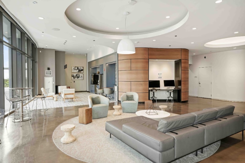 Building Photo - 1016 S State St