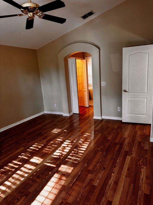 Building Photo - AVAILABLE NOW