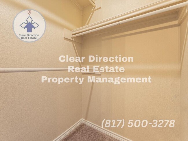 Building Photo - 210 Sendero Dr