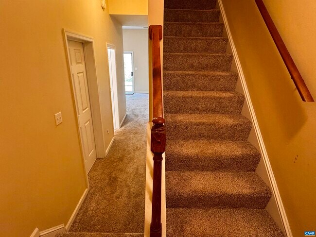 Building Photo - 4644 Briarwood Dr