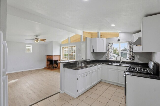 Building Photo - 5741 39th St