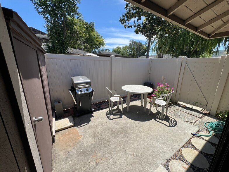 Main Patio - 28549 Conejo View Dr