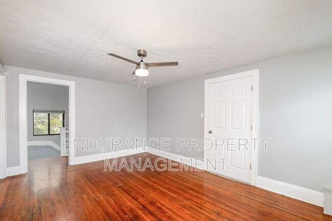 Building Photo - 2128 Crane Ave