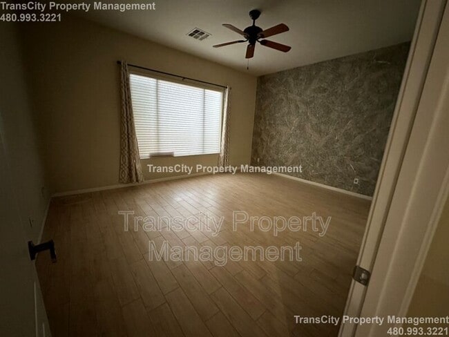 Building Photo - 26811 N 64th Ave