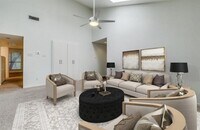 Building Photo - 7525 Holly Hill Dr