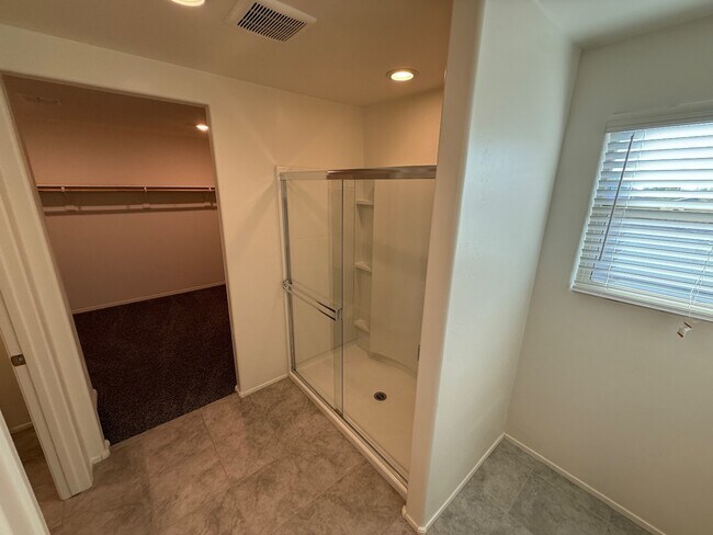 Building Photo - 7295 S Via Tierra Mesa